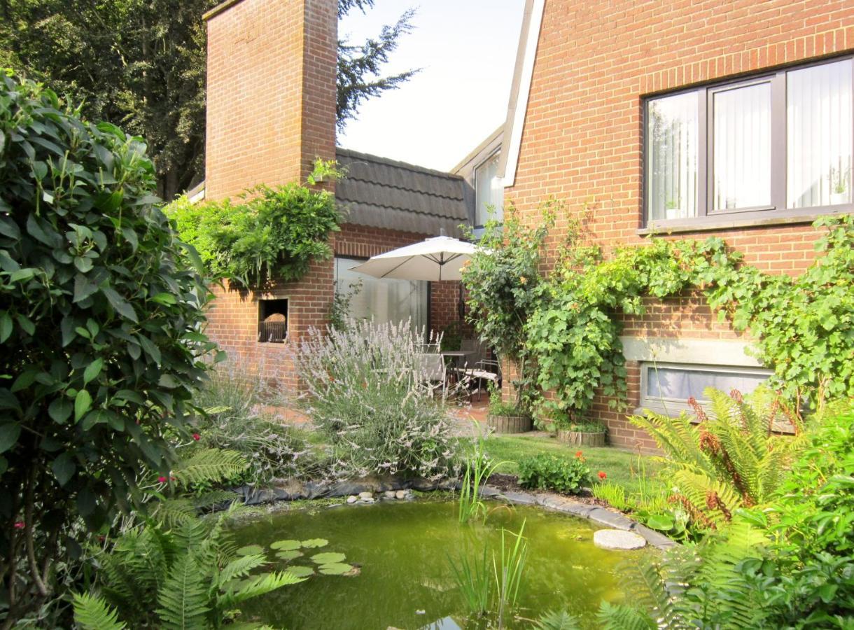 몽스 Les Chambourlettes B&B 외부 사진